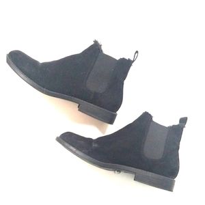 Women Size 7 Black Suede Short Boots